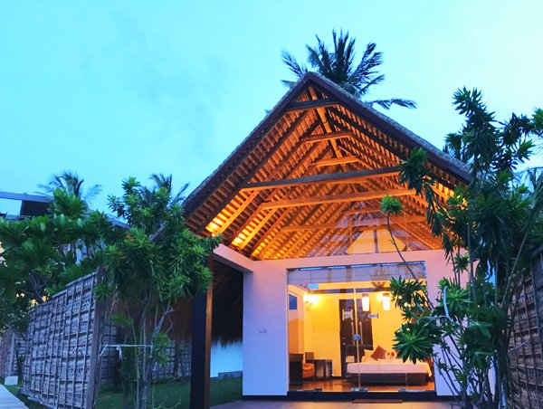 50 Hour Yoga Teacher Training in Sri Lanka 50 Hour Yoga Teacher Training in Sri Lanka